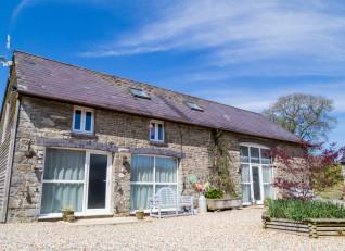 Holiday Cottages | Cwmcrwth Farm & Holiday Cottages in Wales