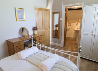 Coach House | Cwmcrwth Farm & Holiday Cottages in Wales